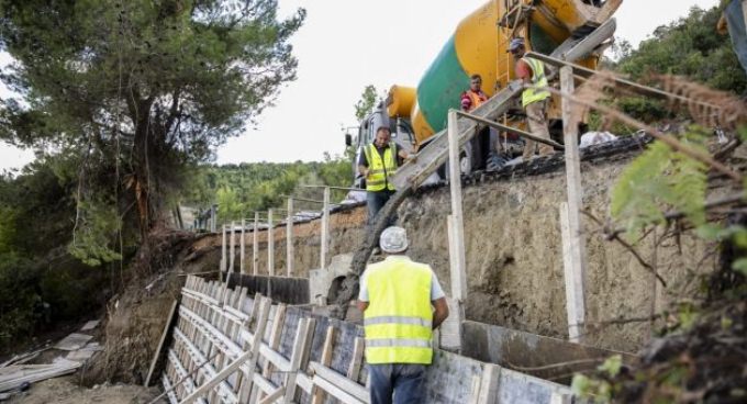 Konstatohen rreshqitje ne aksin Ibe-Qafe Krrabe: ARRSH nis punen per rindertimin